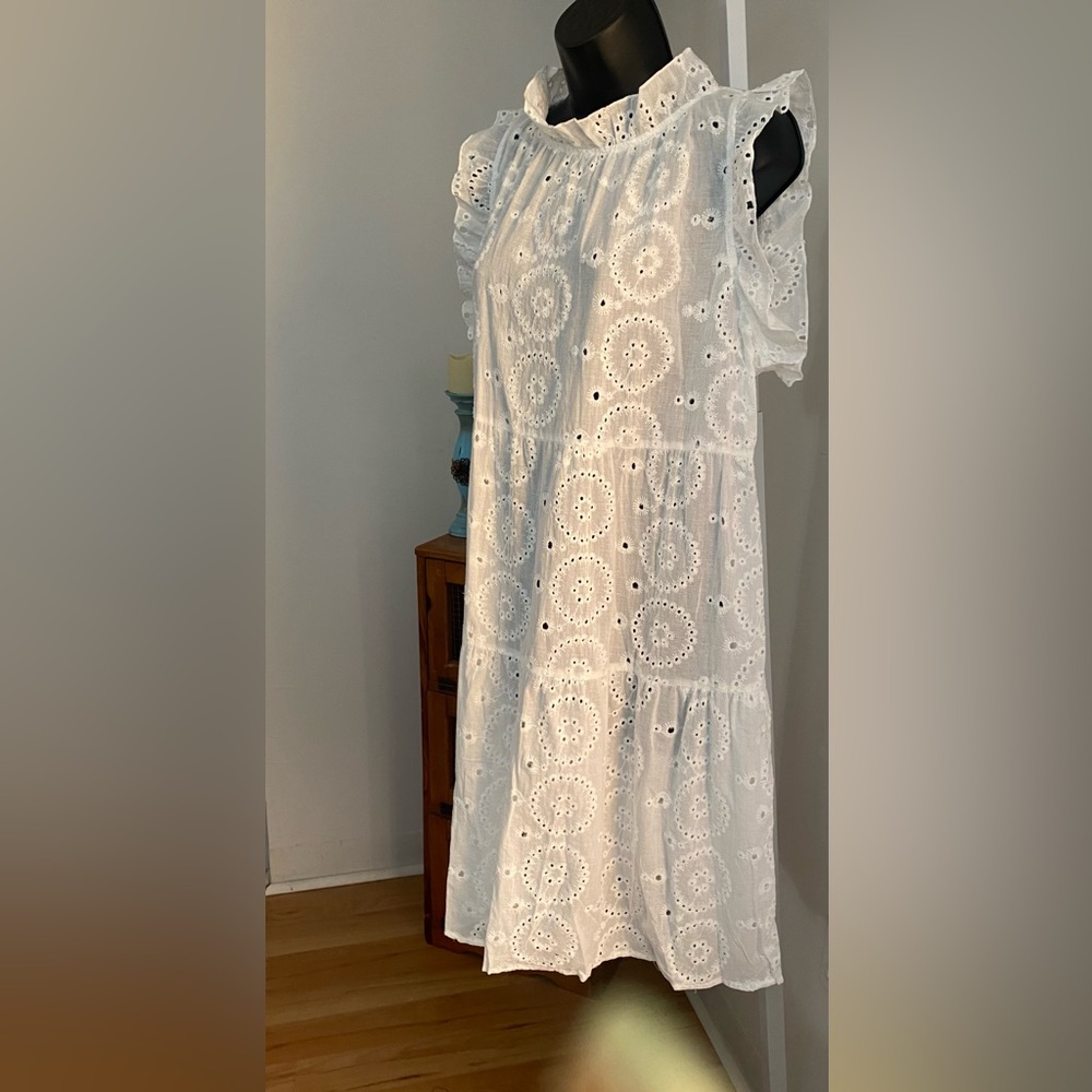 ➕Flutter Sleeve Eyelet Lace Dress. Color: White. Size: Plus - Picture 1 of 11